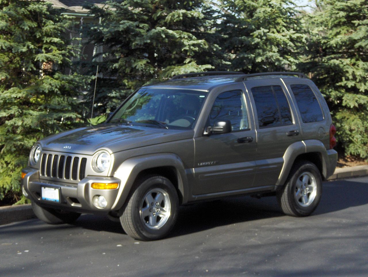 Jeep Liberty wheel, tire sizes, bolt pattern