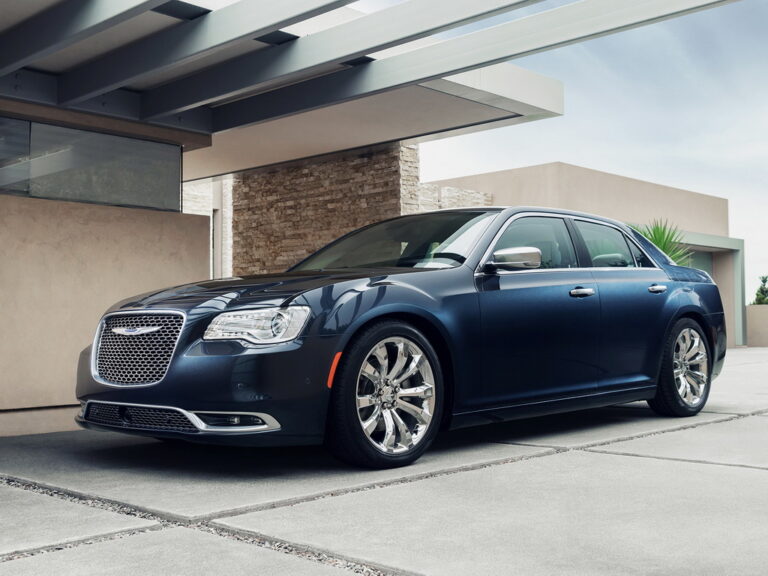 2013 Chrysler 300c Tire Size