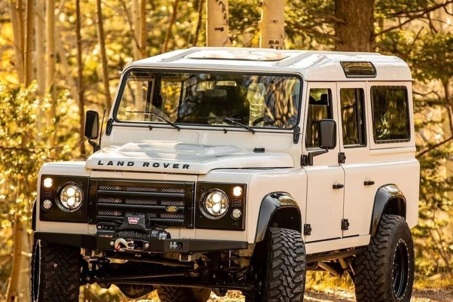 Land Rover Defender