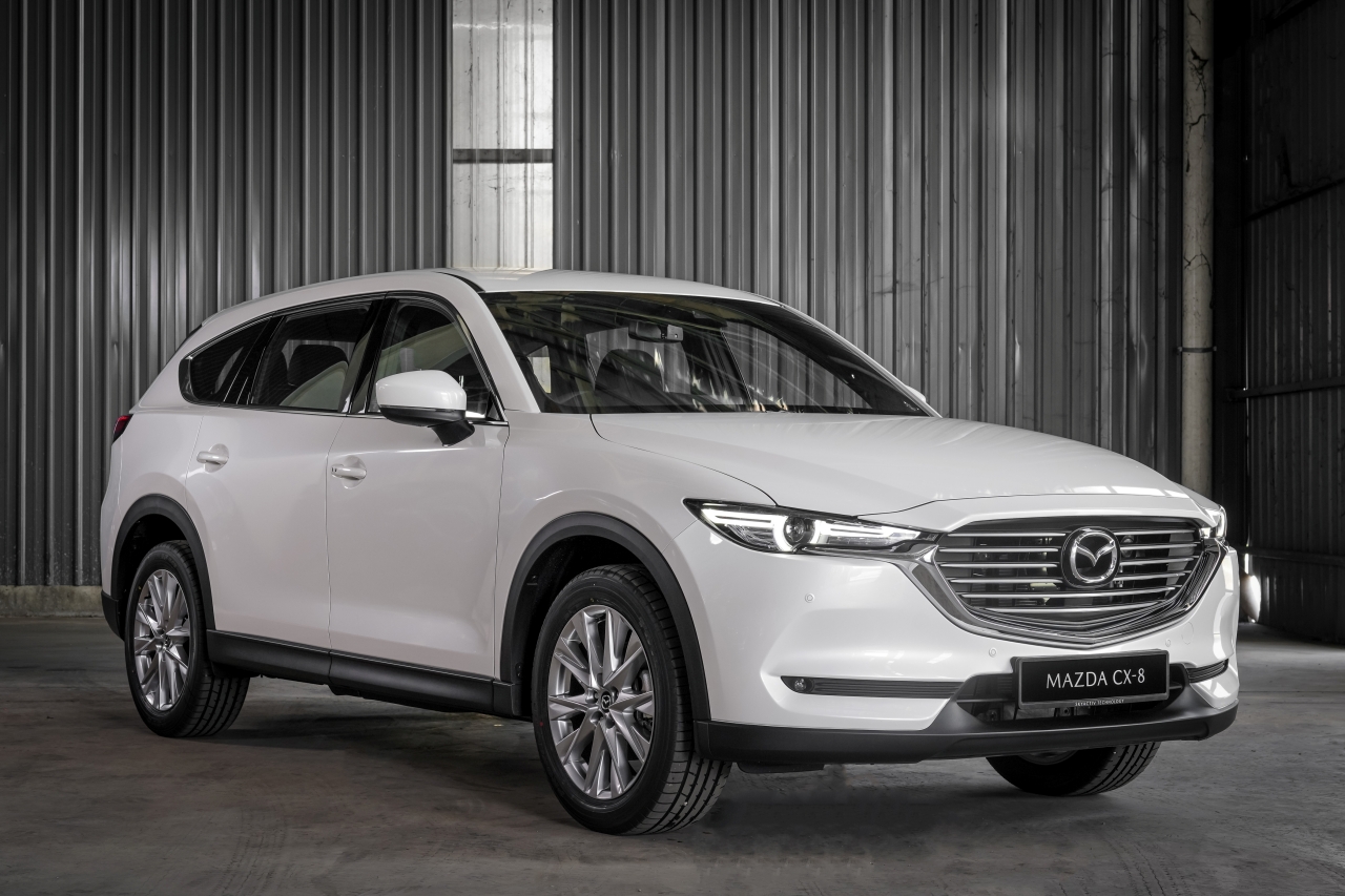 2018 mazda cx 9 signature tire size