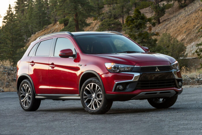 Mitsubishi Outlander Sport wheel, tire sizes, bolt pattern